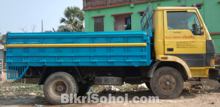 TATA 407